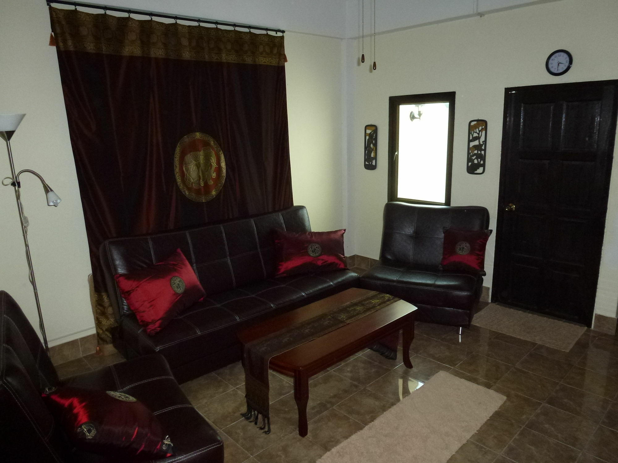 Bellmans Restaurant & Guesthouse Karon Buitenkant foto