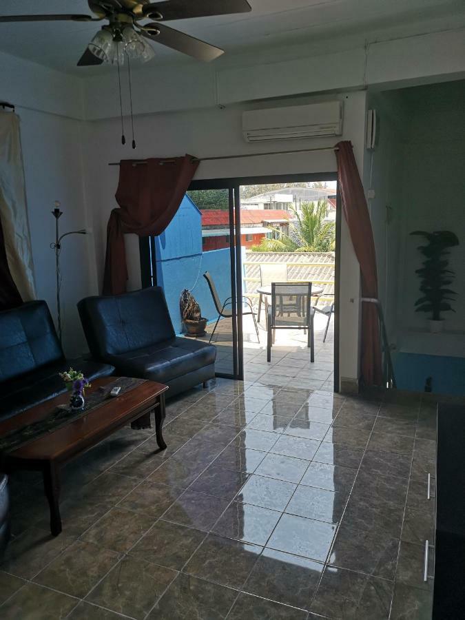 Bellmans Restaurant & Guesthouse Karon Buitenkant foto